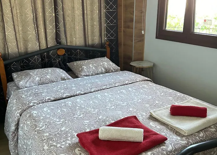 With Garden Διαμέρισμα *